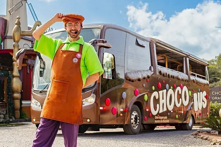 Chocobus - Passeio temático pelo universo do chocolate artesanal de Gramado